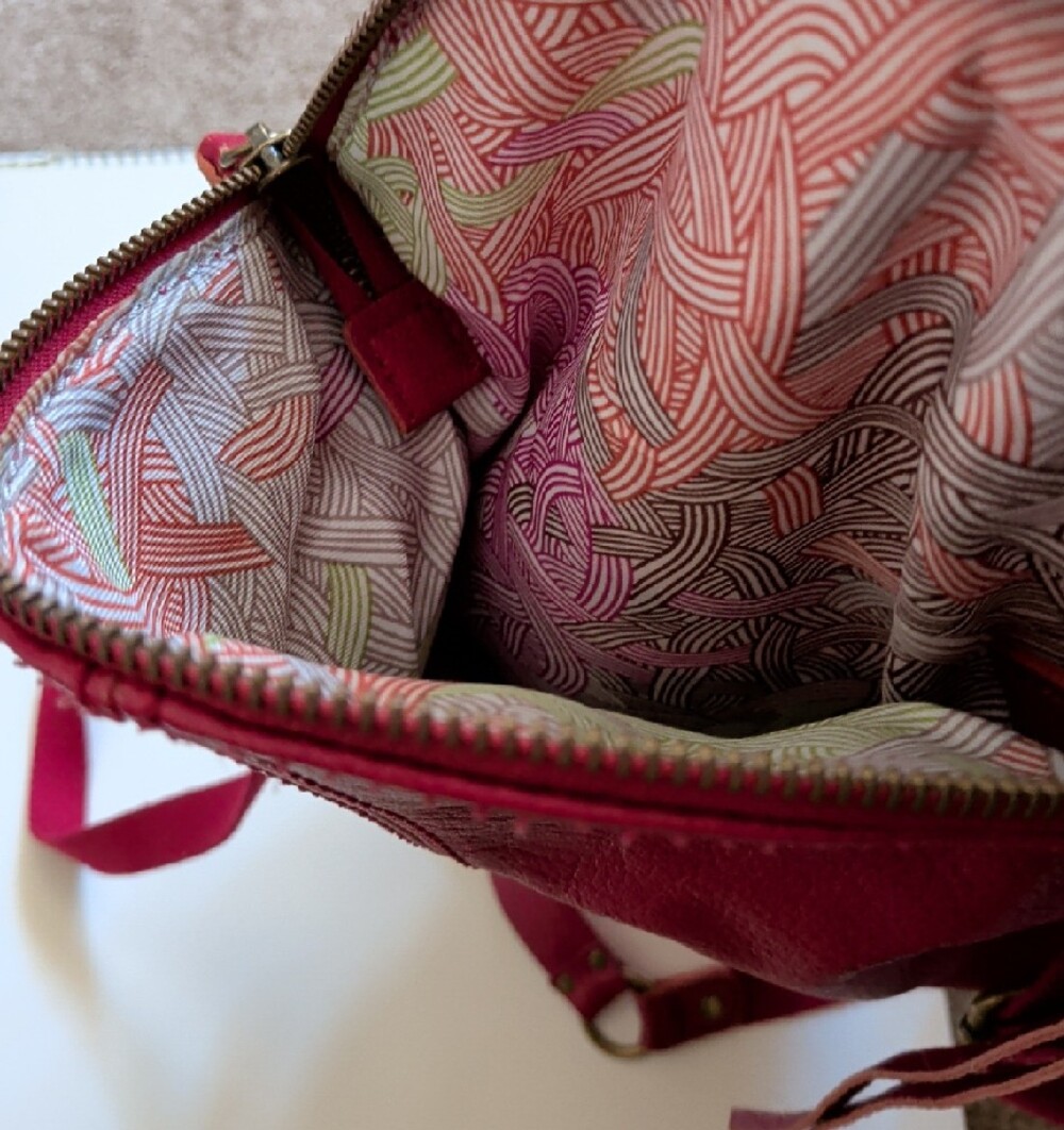 Y2K The Sak Red Leather Crossbody - Picture 7 of 11